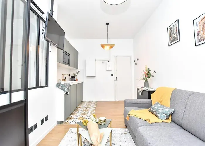Charming Flat In Montmartre - Imhost