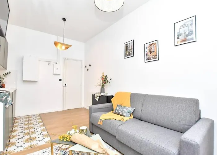 Charming Flat In Montmartre - Imhost